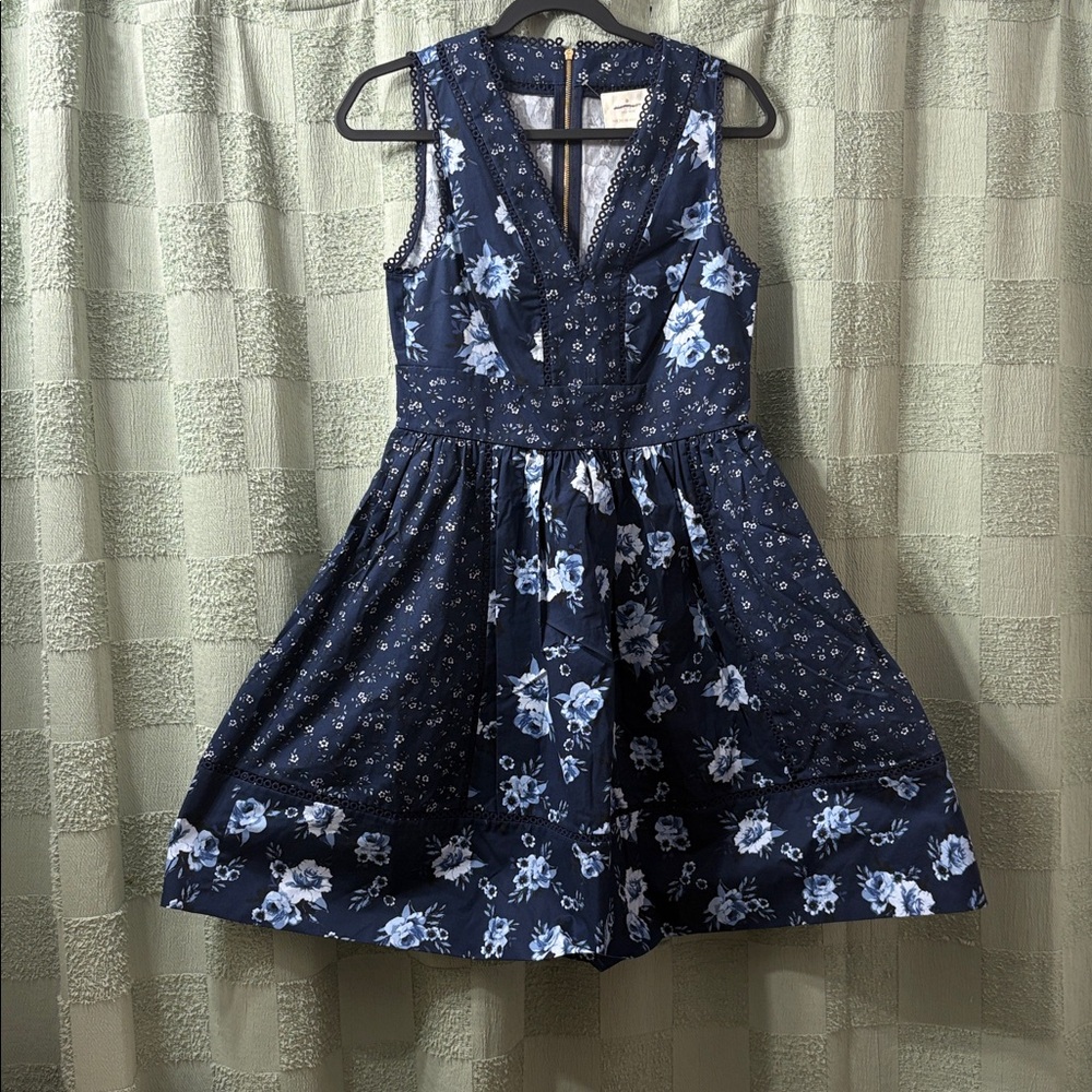 Kate spade Navy Floral Dress with Gold Zipper - Picture 5 of 12
